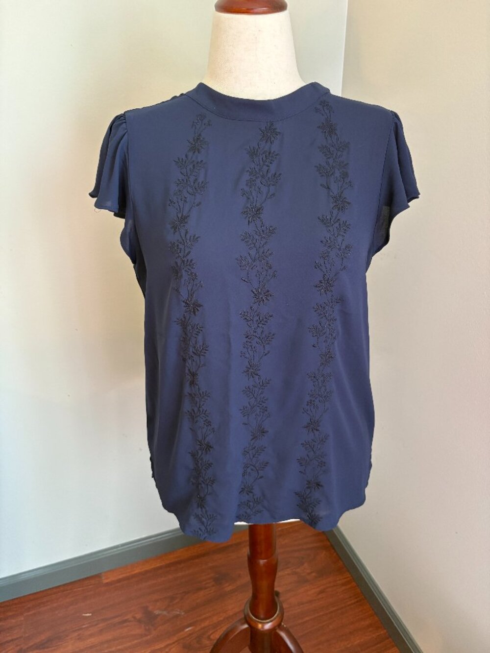 LOFT Navy Embroidered Flutter Sleeve Blouse Medium Floral Detail Top